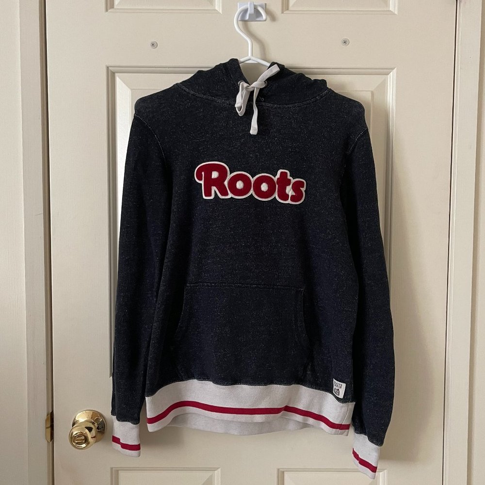 ROOTS Grey Sweater Hoodie Size Small